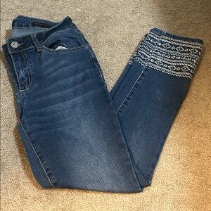 Earl Jeans Skinny Jeans with White Embroidery